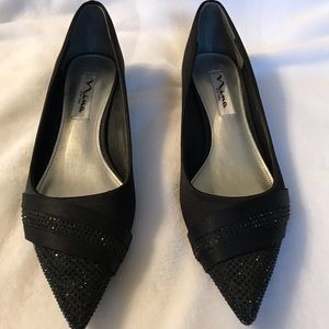 Nina New York Black Dressy Kitten Heels sz 6.5